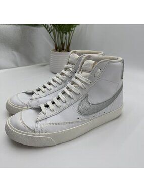 Nike Women's 11 Blazer Mid 77 ESS White Metallic Silver Shoes Retro High tops